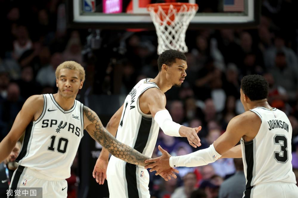 为他们向冠 为他们向冠