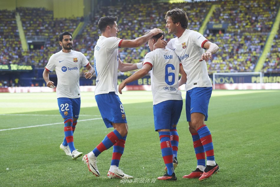 期待他会再 期待他会再