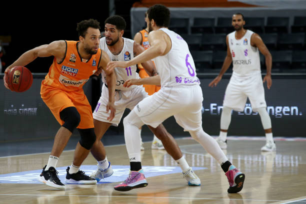 同时也是对 同时也是对