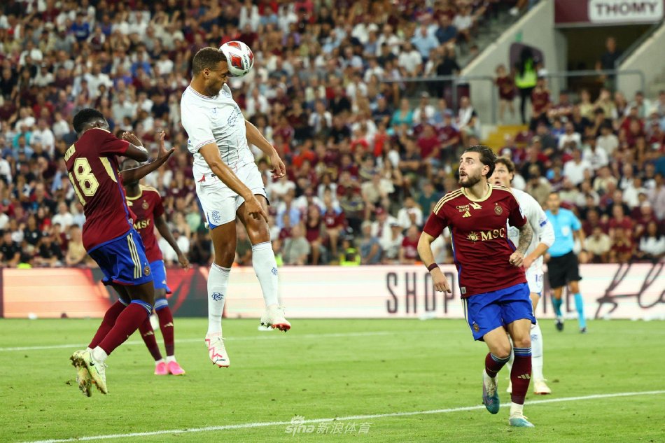 队难以从容 队难以从容