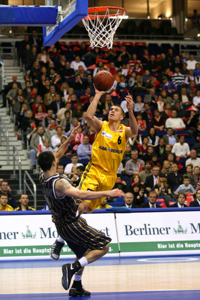 它更是一代 它更是一代